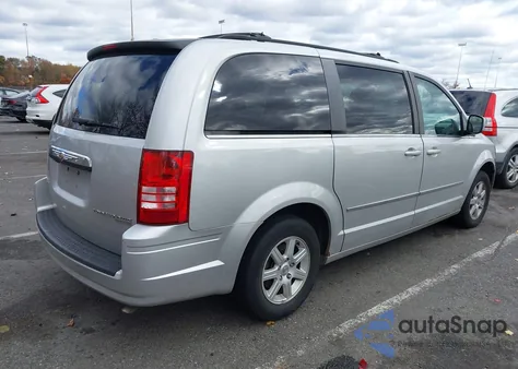 2010 Chrysler Town & Country Touring Plus из США, поврежденный, VIN 2A4RR8DX3AR321499